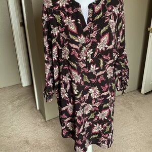 Roz & Ali Women’s High-Low Side Cut Tunic Black w/Wine & Sage Floral Print sizes